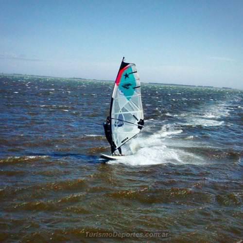 Windsurf en Miramar Córdoba