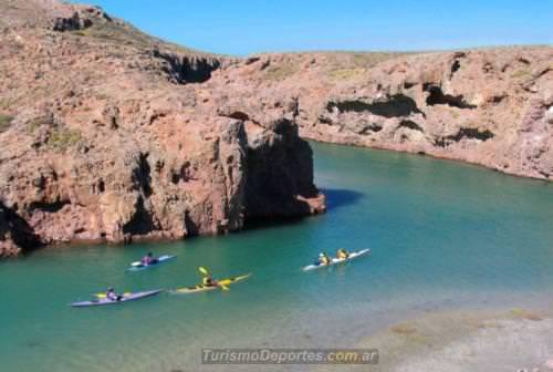 Kayak en puerto deseado