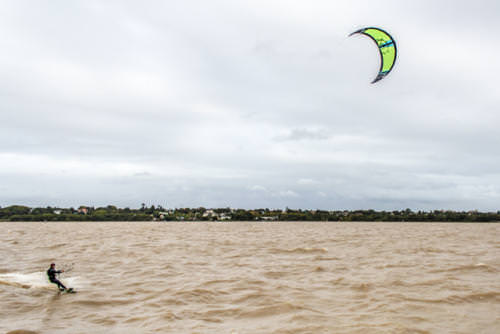 Kitesurf en el Rio De La Plata