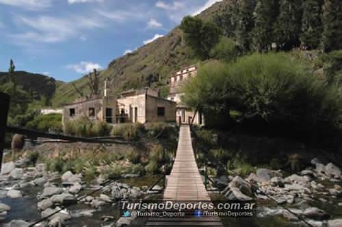 Pueblo escondido cerro aspero cordoba