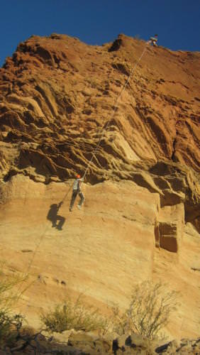 Rapel en las Bardas en General Roca Rio Negro